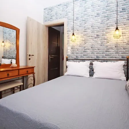 Acrothea Apartment Ormos Panagias