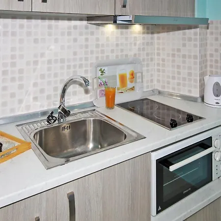 Acrothea Apartament